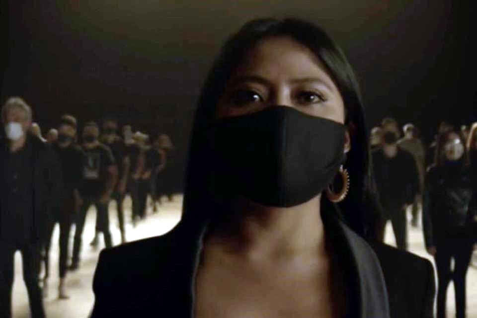 Yalitza y Tenoch lanzaron el video 'El Renacer de una Industria'.