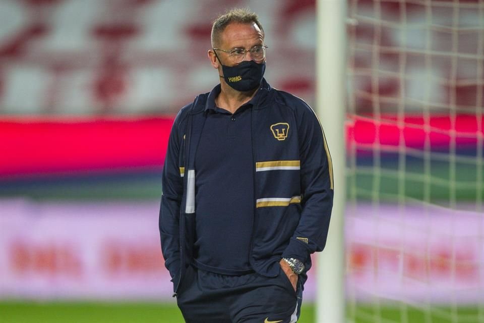 El técnico felino sabe que su equipo no debe aflojar el paso.