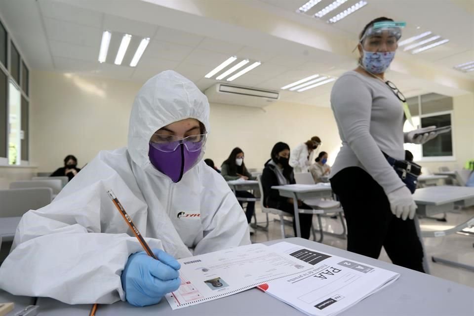 Debido a que preguntas y respuestas fueron filtradas, UdeG anunció que quedó cancelado y deberá repetirse examen de admisión 2021-A.