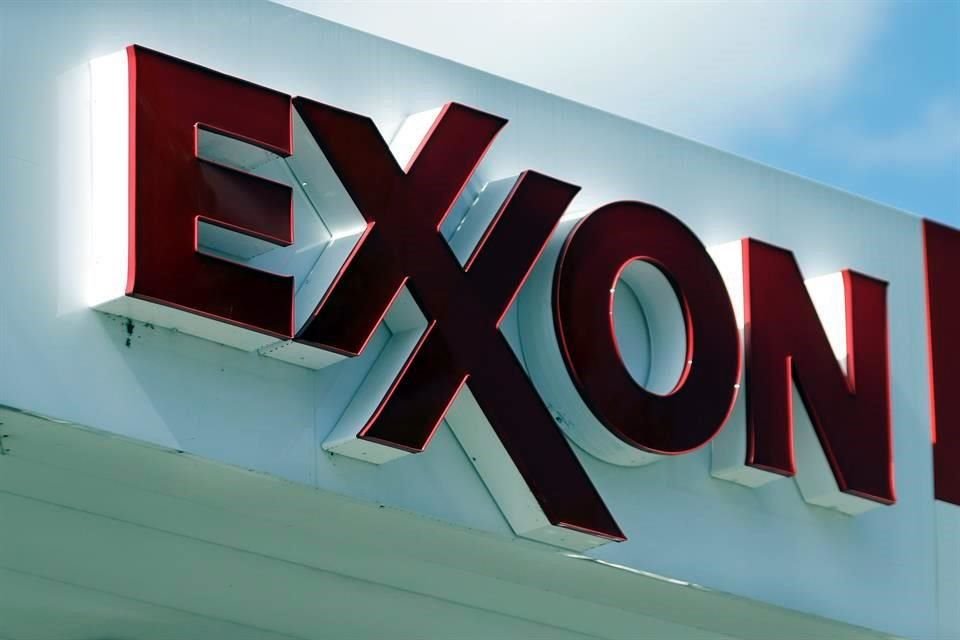 ExxonMobil está entre las empresas que tendrán que reducir su consumo de electricidad en Texas.