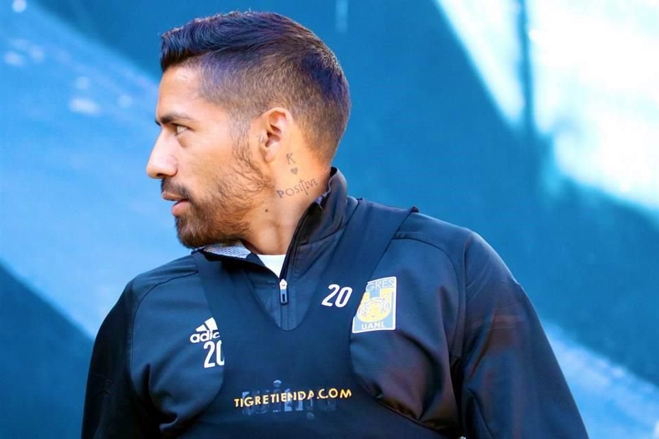 Javier Aquino espera que Tigres pueda vencer al América, pues desea clasificar entre los primeros cuatro a la Liguilla.