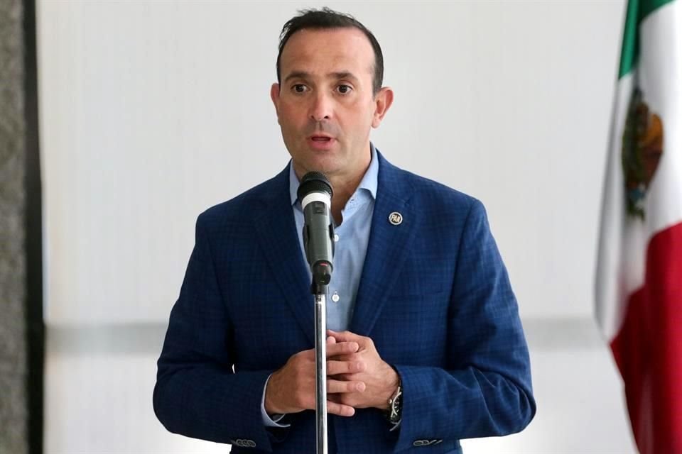 Carlos de la Fuente, del PAN, llamó a reforzar las medidas preventivas.