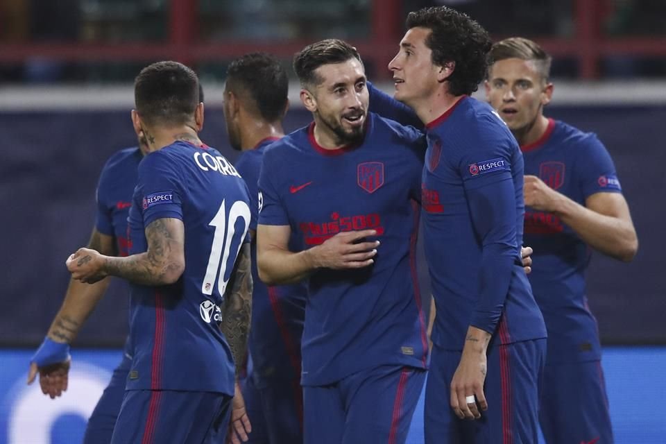 Minutos antes, el mexicano puso una gran asistencia para Giménez.