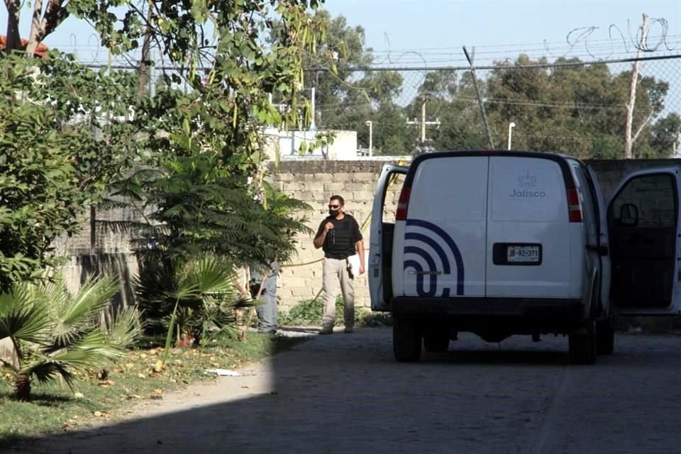Los policías de Zapopan hallaron el cuerpo en Puerto Progreso cerca de Privada La Esperanza.