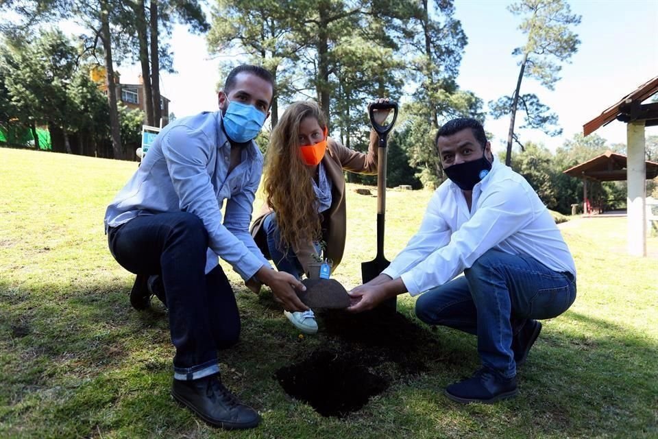 El plan está conformado por tres colectivos: Ectágono, Mumbii y Funeral Pet.