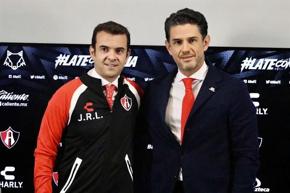 Alejandro Irarragorri presentó a José Riestra.