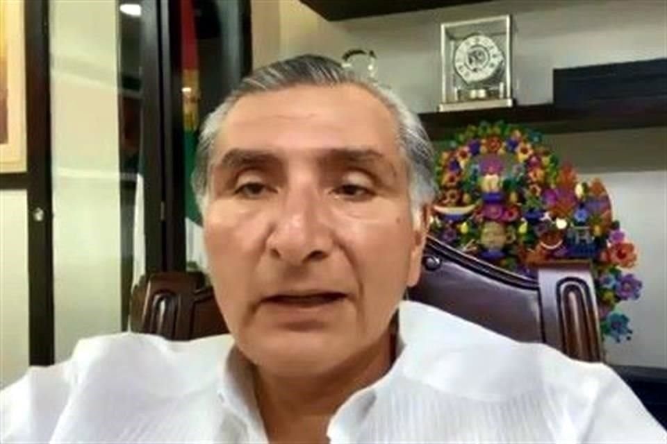 El Gobernador informó en su cuenta de Twitter el aumento en el desfogue de la presa.