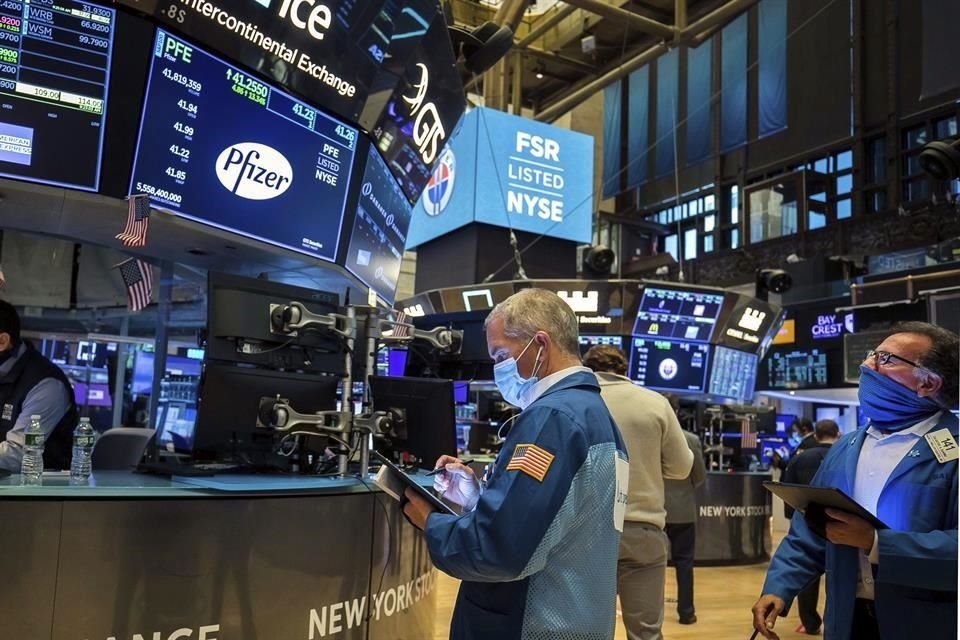 La vacuna de Pfizer debe almacenarse y trasladarse a temperaturas ultra frías.