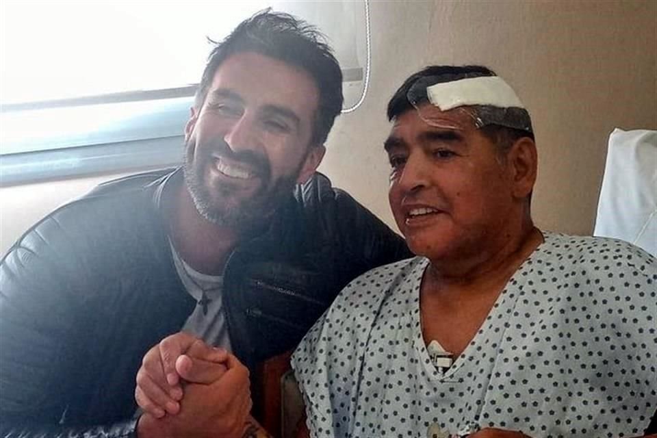 Leopoldo Luque fue el médico de cabecera de Diego Maradona en sus últimos días.