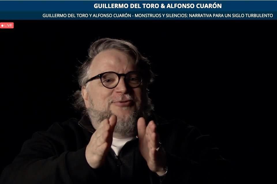 Guillermo del Toro indicó que la única esperanza de cambio en el mundo viene de los individuos y ya no más de los gobiernos.