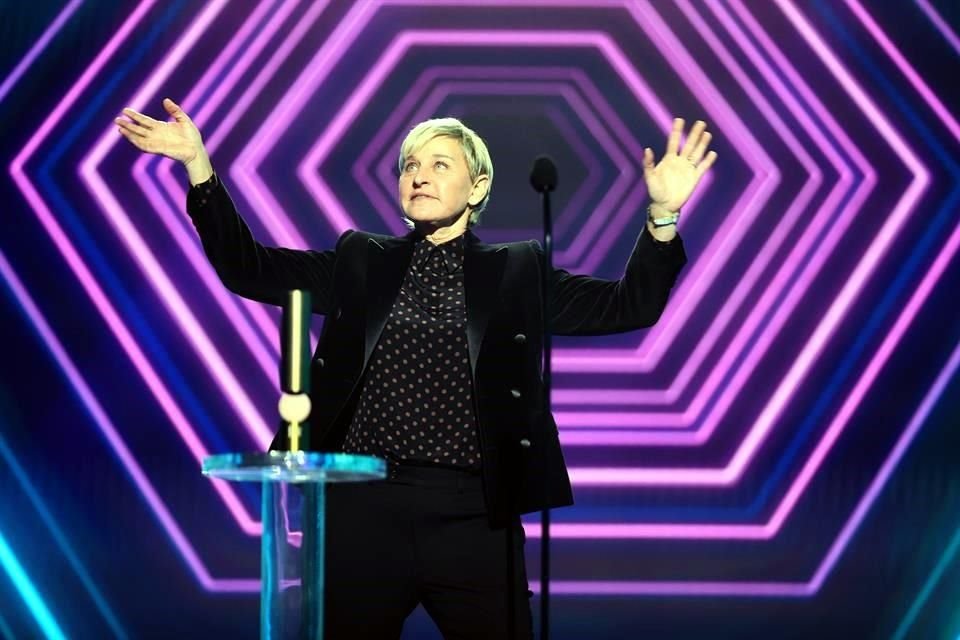 Ellen DeGeneres se presentó en la gala, pese a estar rodeada de polémica desde hace algunos meses.