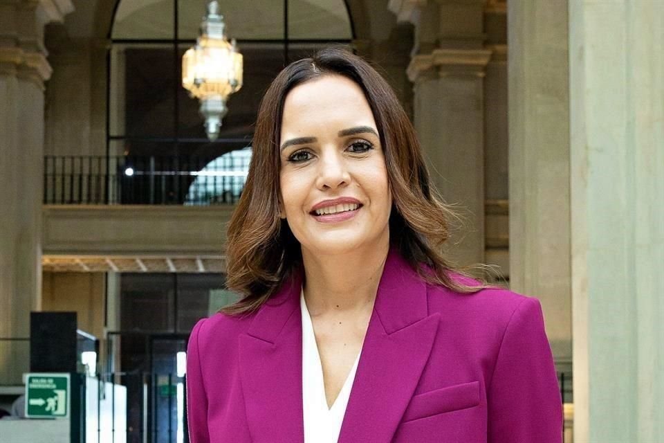 Clara Luz Flores, Alcaldesa de Escobedo.