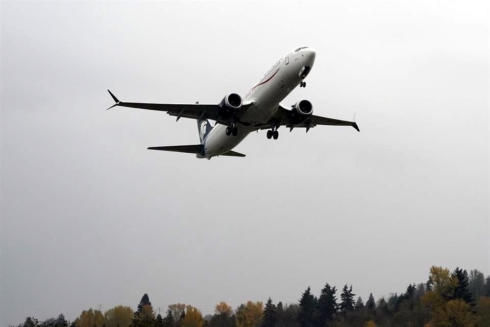 La demanda de Aeroméxico cayó 29.1% de manera general.