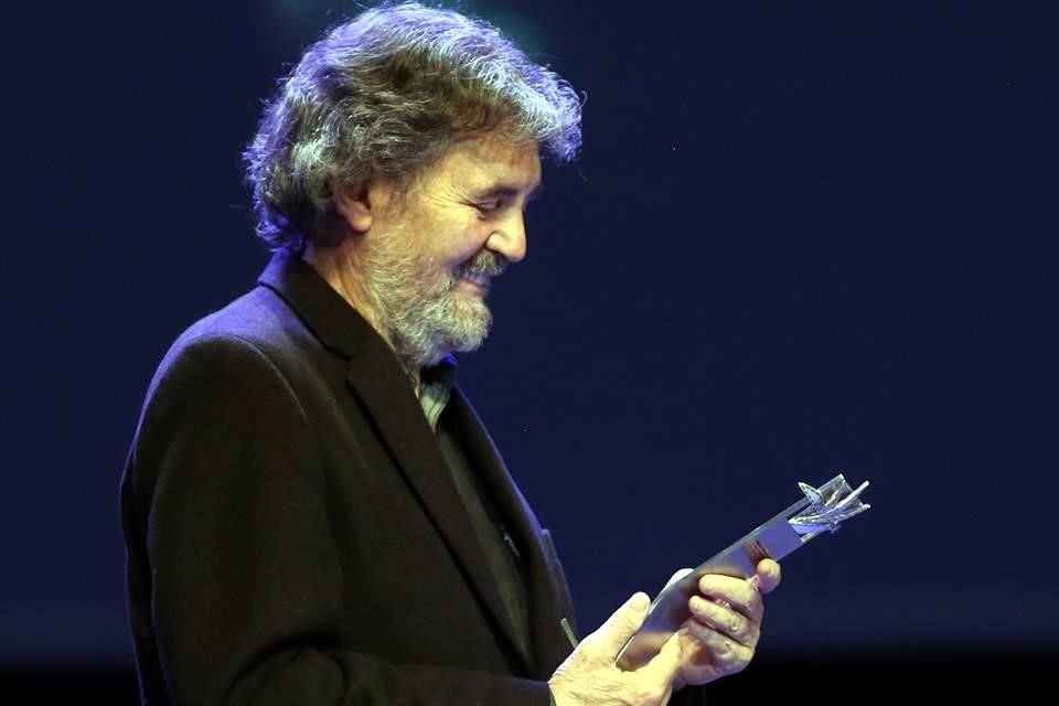 El director Francisco Lombardi recibió el Mayahuel  Iberoamericano