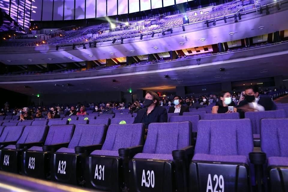 A la inauguración acudieron sólo 500 invitados y se aplicó el protocolo de salubridad.