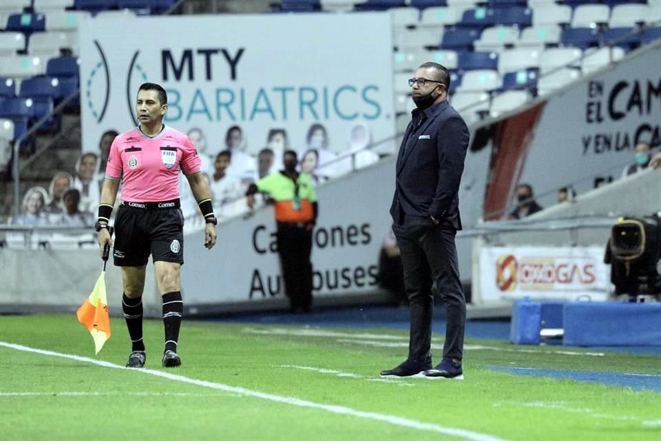 Antonio Mohamed dijo que es el principal responsable por la eliminación de Rayados.