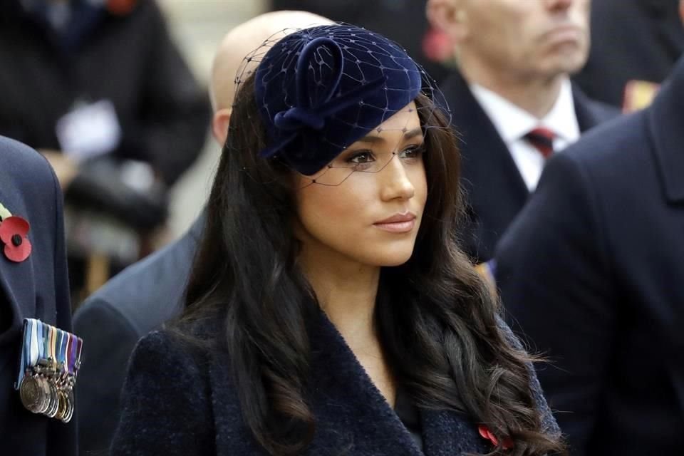 Meghan Markle reveló en un artículo publicado por The New York Times que vivió un aborto el verano pasado, mientras atendía a su hijo Archie, de un año.  