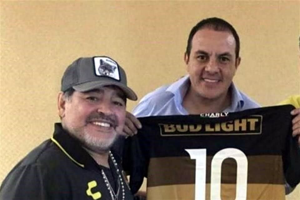 Cuauhtémoc Blanco y Diego Maradona se reunieron cuando el segundo era DT de Dorados.