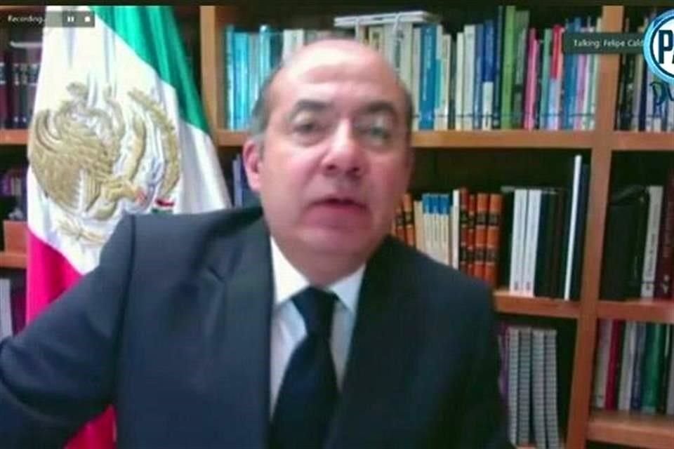 Felipe Calderón.