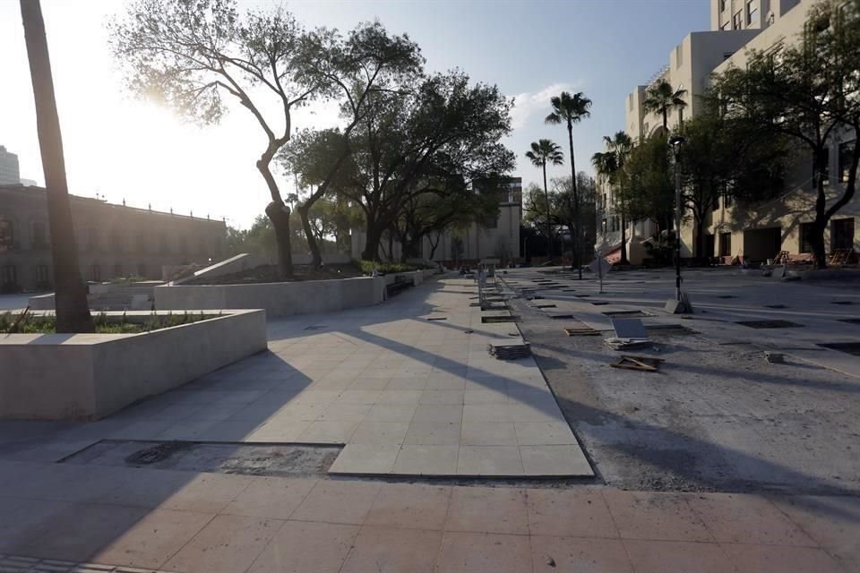 El Estado aún trabaja en detalles de la plaza cultural, que se retrasaron por la implementación de algunas adecuaciones.