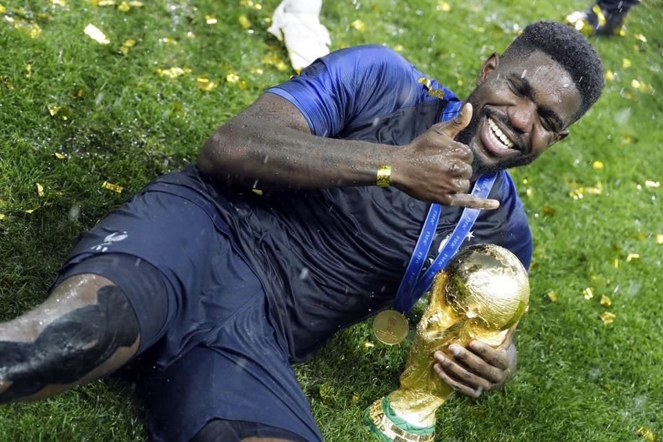 Samuel Umtiti, campeón del mundo con Francia en 2018, es pretendido por la Juventus.
