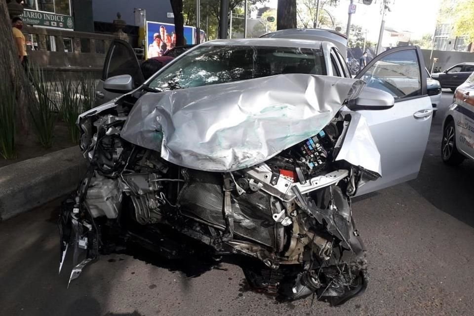 Los autos fuero retirados rápidamente del paso vehicular por lo que no hubo complicaciones.