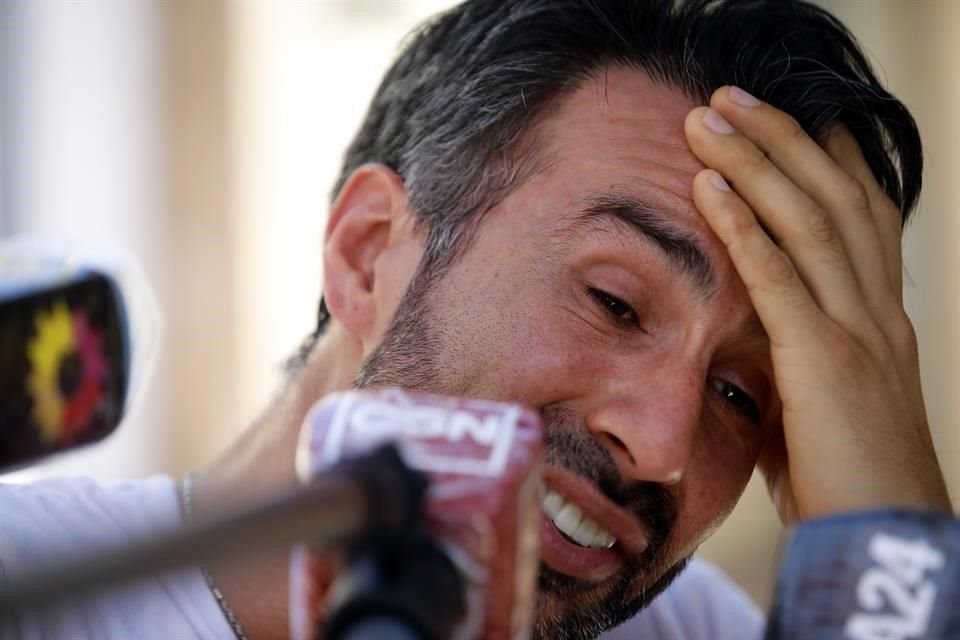 Leopoldo Luque asegura que lo único que hizo fue extenderle la vida a Maradona.