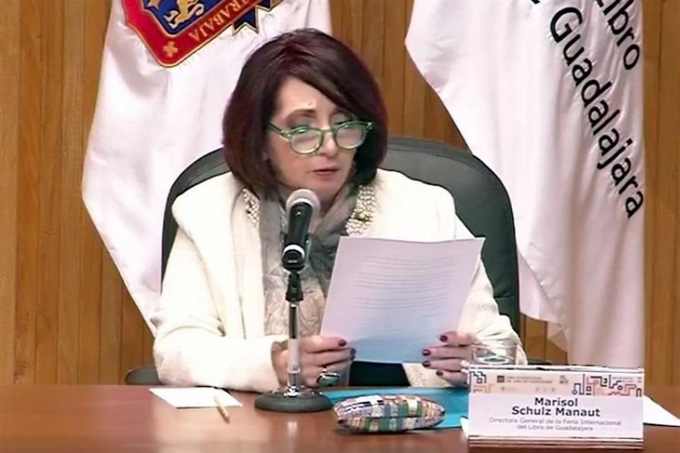 Marisol Schulz en la rueda de prensa del balance de la 34 edición de la FIL de GUadalajara.