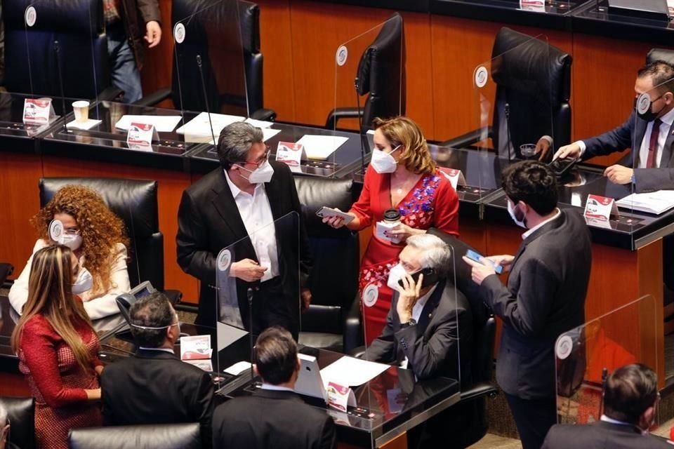 La iniciativa fue impulsada por el coordinador de Morena en el Senado, Ricardo Monreal.