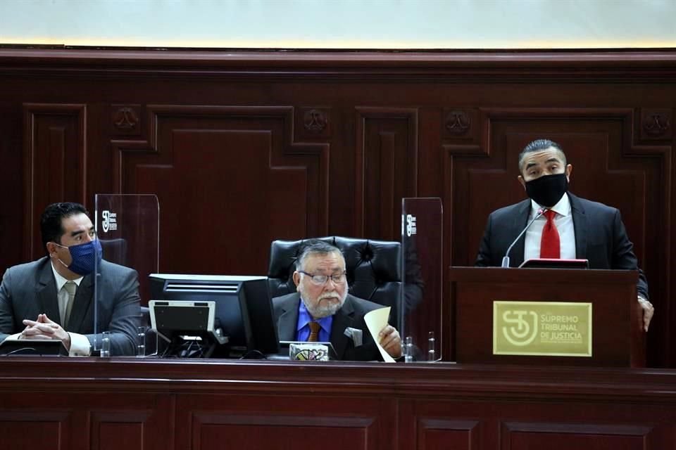 Daniel Espinoza Licón fue electo como nuevo presidente del Supremo Tribunal de Justicia.
