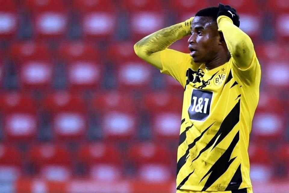 Youssoufa Moukoko ya hizo historia en la Bundesliga.
