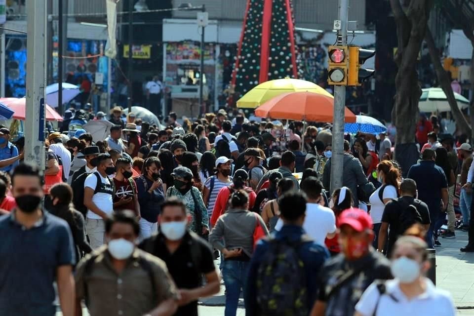 Las calles del Centro lucen atiborradas.