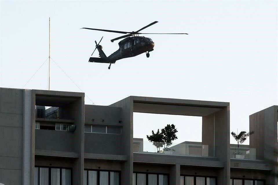 El helicóptero Black Hawk de la Secretaría de Seguridad sobrevoló la zona aledaña al bar Distrito 5.