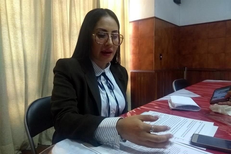 Brenda Carrera, Presidenta del Movimiento Estatal para la Defensa Laboral de la Mujer y del Menor.