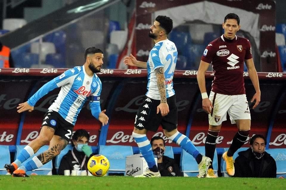 El capitán Insigne marcó un golazo en el segundo tiempo.