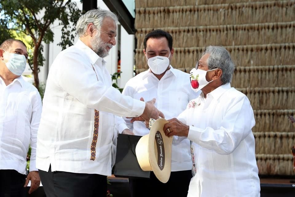 Apenas hace unas semanas se realizó la inauguración de la Casa Armando Manzanero, museo de la vida del compositor yucateco.