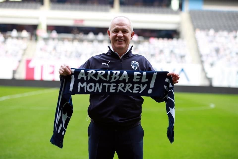 El Monterrey fue el bueno para traer de regreso a Javier Aguirre a México para dirigir.