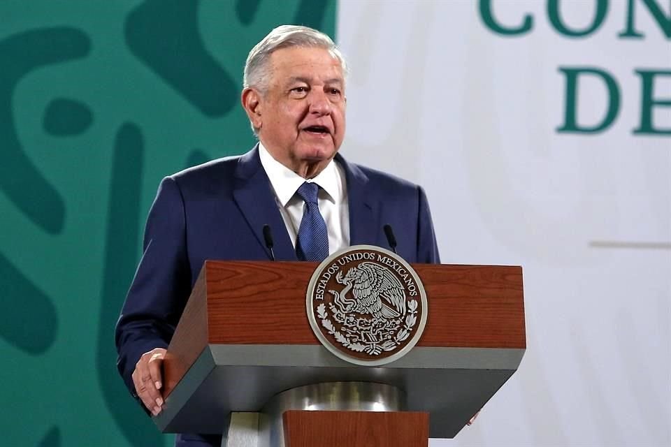 El historial del Presidente López Obrador le otorga la rara distinción de ser un líder con raíces izquierdistas cuya política ambiental está más cerca de los negadores del clima de tendencia derechista como el Presidente saliente de Estados Unidos, Donald Trump, y el brasileño Jair Bolsonaro.