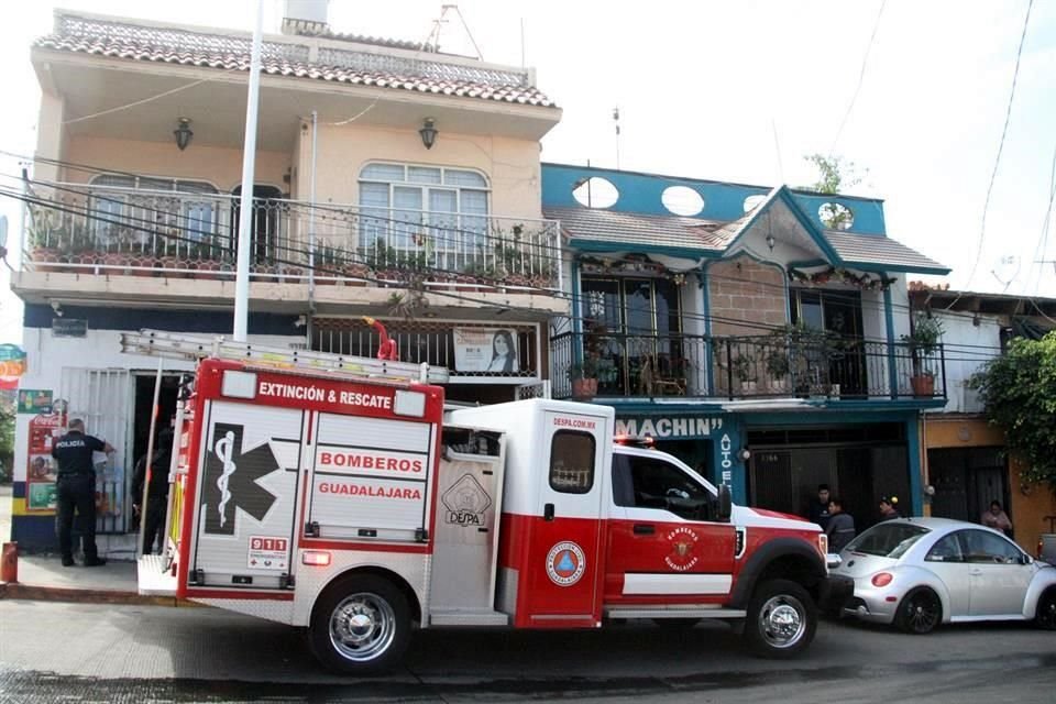 Un vecino reportó el incendio en la Calle Hacienda La Calera y Hacienda Tetlán.