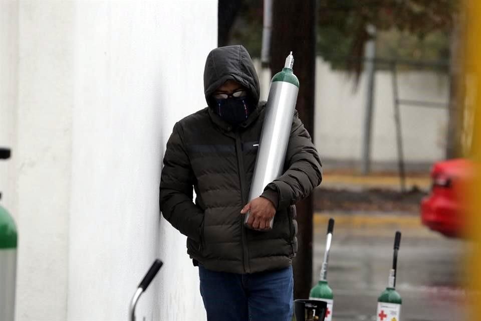 Por el momento, solo permiten llenar tanques medianos.