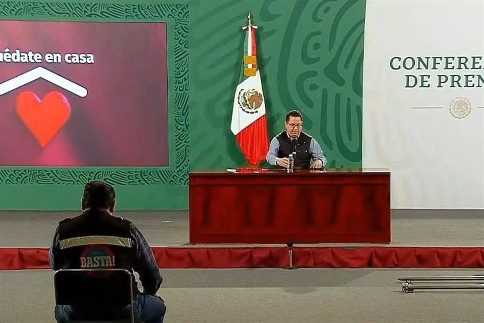 Conferencia en Palacio Nacional.