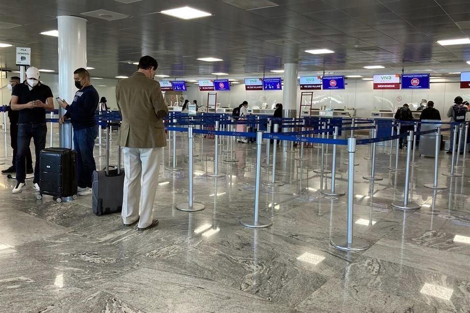 Los mostradores que eran de Interjet ahora son usados por otra aerolínea mexicana de bajo costo.