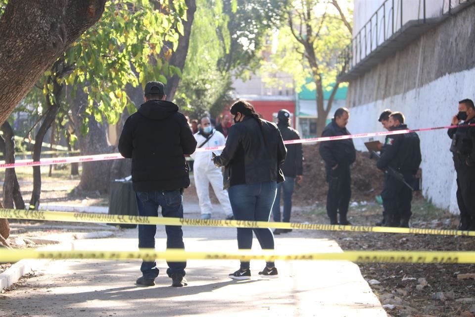 Personal de la División Especializada en la Atención a las Violencias contra las Mujeres en razón de Género acusa violencia de sus jefes.