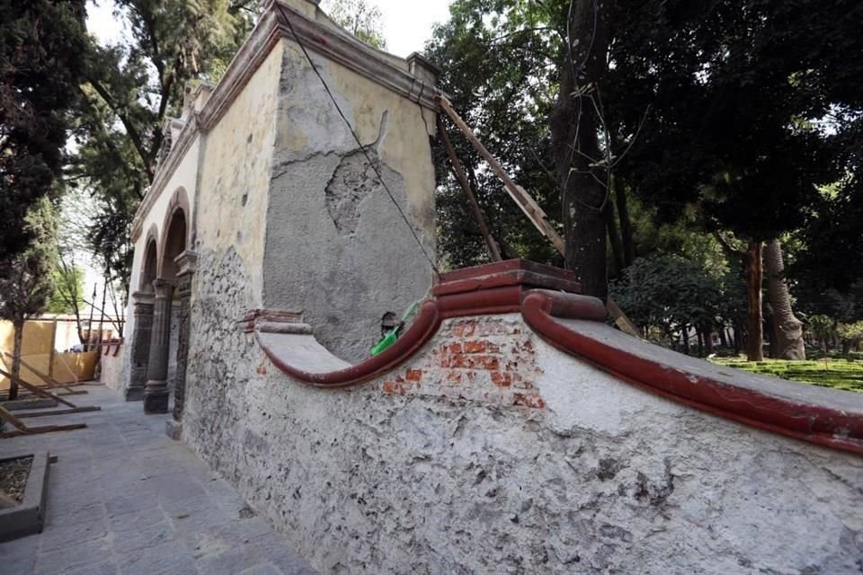 La Secretaría de Cultura federal calificó la acción como una impericia, pero descartó que el inmueble histórico presente afectaciones o haya sido mutilado.
