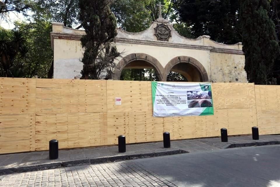 La Secretaría de Cultura federal calificó la acción como una impericia, pero descartó que el inmueble histórico presente afectaciones o haya sido mutilado.