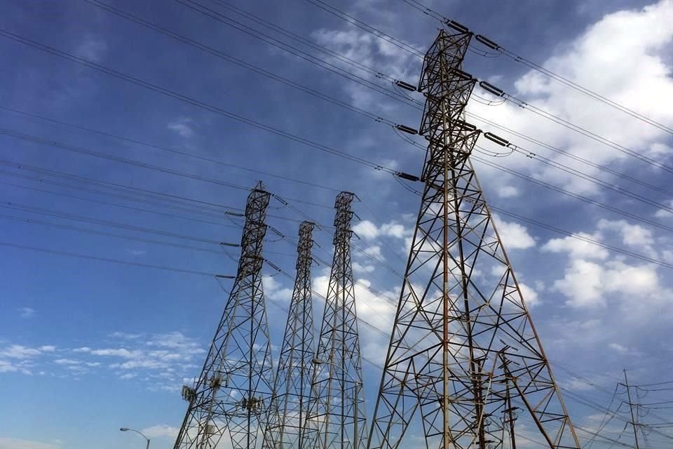 'Estamos felices, pero esta es solo la primera batalla', dijo Julio Valle, portavoz de las asociaciones de energía eólica y solar Amdee y Asolmex.  .