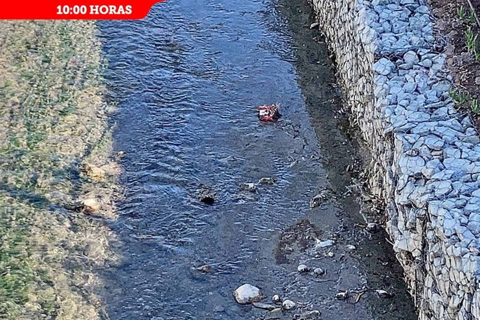 El agua en el Arroyo El Capitán estaba cristalina en Vía Sabotino y Av. Fuentes del Valle.