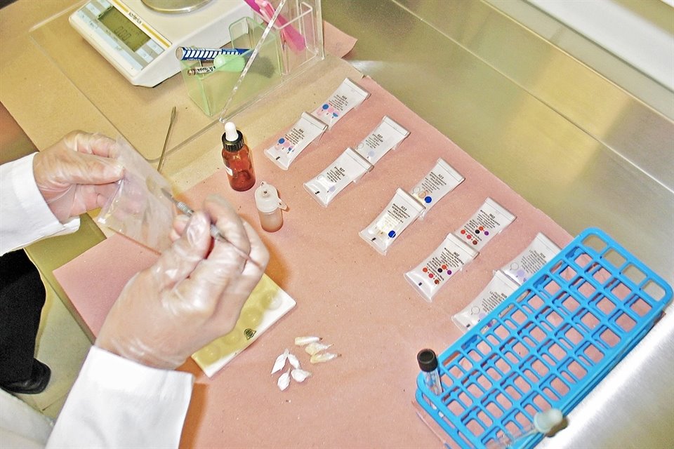En el laboratorio de genética emitieron 4 mil 132 dictámenes entre enero y noviembre del año pasado.