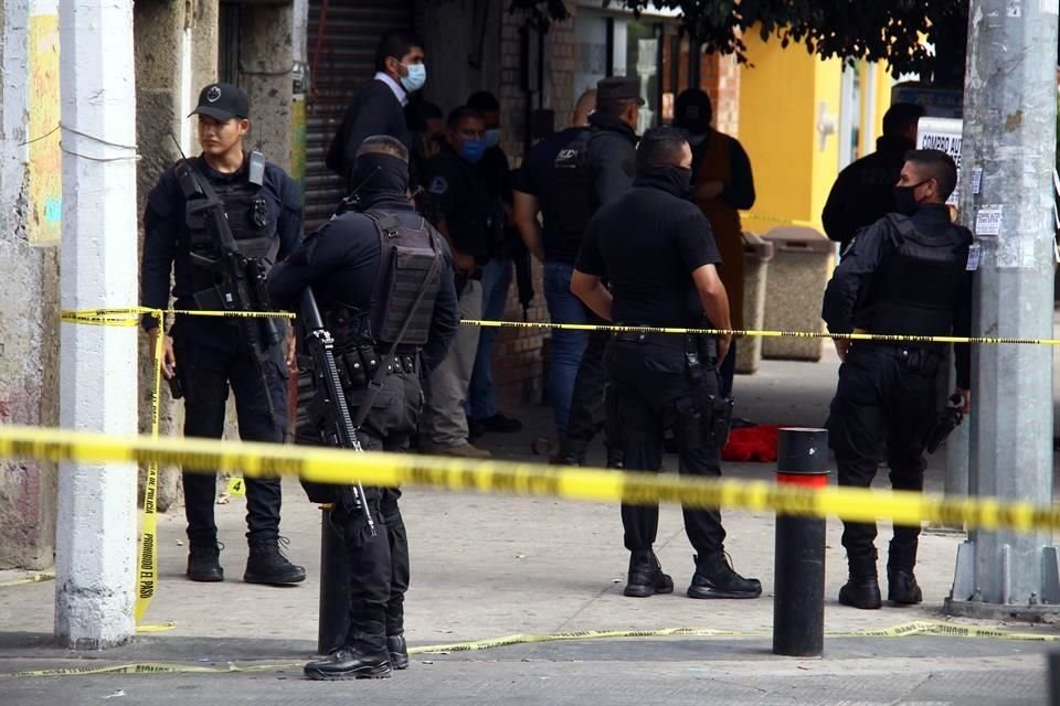 El presunto delincuente recibió varios impactos y murió ese mismo día mientras recibía atención médica.