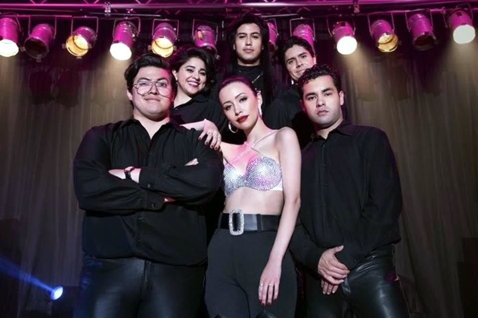 'Selena: La Serie', basada en la vida de Selena Quintanilla, estrenará su segunda temporada en mayo, en Netflix.